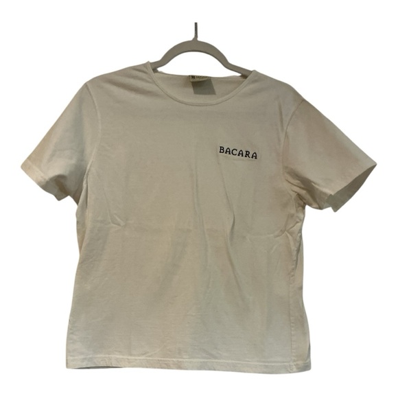 BACARA Resort Women’s Tee White Embroidered Logo Shirt Size M - Picture 1 of 5